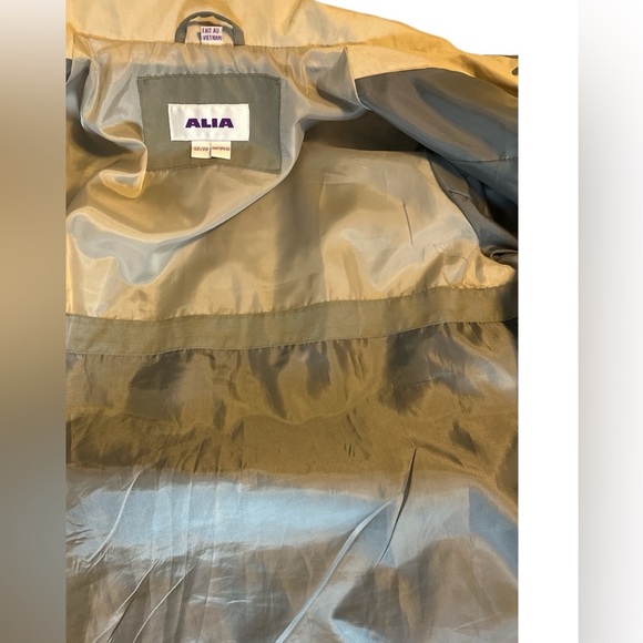 Alia petite spring jacket in Taupe - Picture 14 of 15